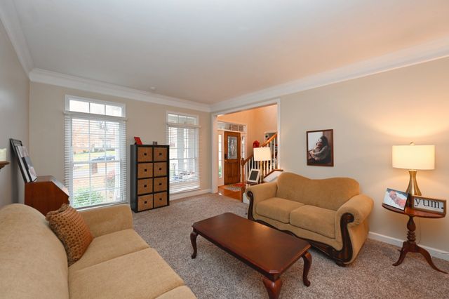 105 Windstar Bay Blvd, Hendersonville, TN 37075