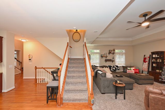 105 Windstar Bay Blvd, Hendersonville, TN 37075