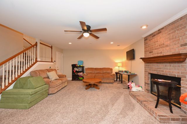 105 Windstar Bay Blvd, Hendersonville, TN 37075