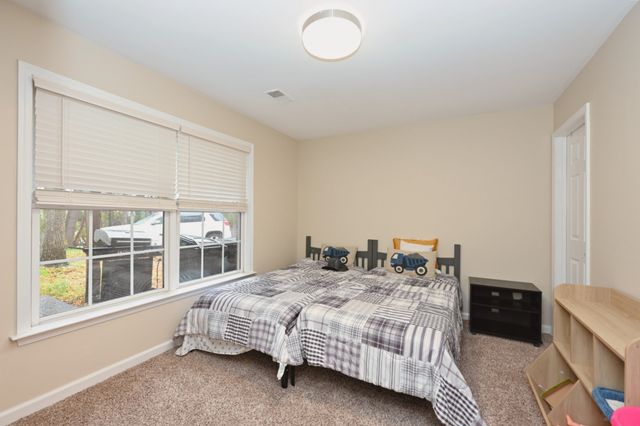 105 Windstar Bay Blvd, Hendersonville, TN 37075