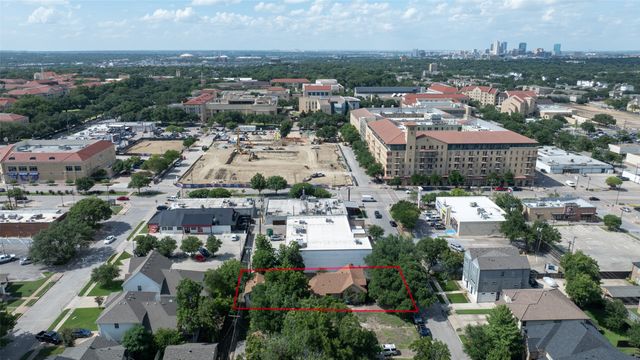 3118 Greene Avenue, Fort Worth, TX 76109