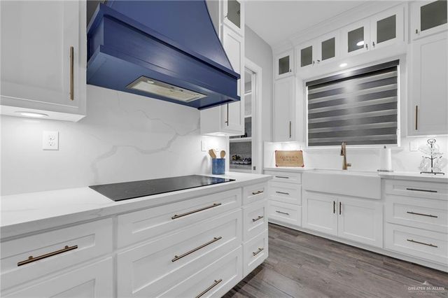 5284 N Mayberry Road, Palmhurst, TX 78573