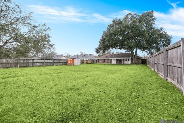3314 Cedar St, Zachary, LA 70791