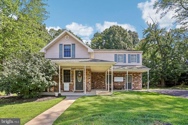 841 CAMDEN AVE, Blackwood, NJ 08012