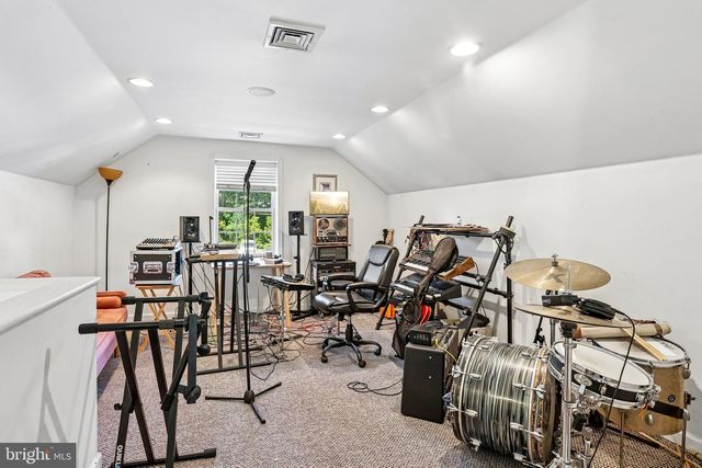841 CAMDEN AVE, Blackwood, NJ 08012