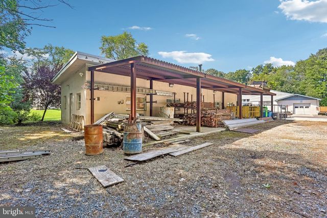 841 CAMDEN AVE, Blackwood, NJ 08012