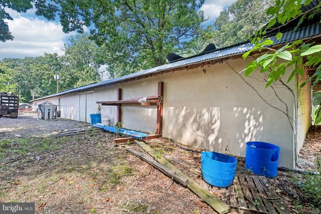 841 CAMDEN AVE, Blackwood, NJ 08012