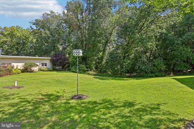 841 CAMDEN AVE, Blackwood, NJ 08012