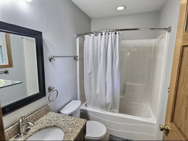 223 W Mequon ROAD, Mequon, WI 53092