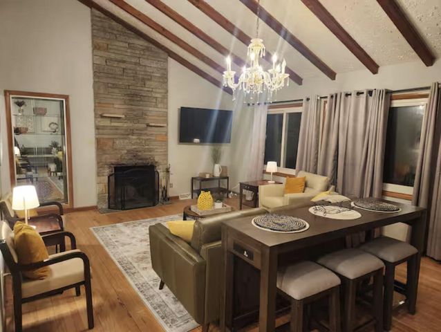 223 W Mequon ROAD, Mequon, WI 53092