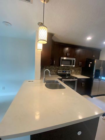 10473 NW 3RD Street, Pembroke Pines, FL 33026