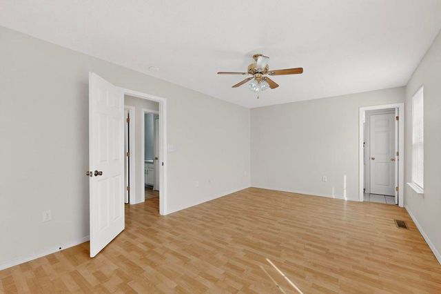 1519 Larkin Lane SW, Albuquerque, NM 87105