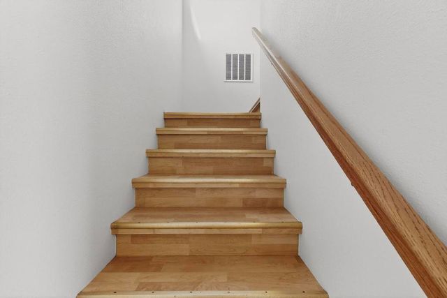 1519 Larkin Lane SW, Albuquerque, NM 87105