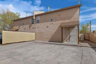 1519 Larkin Lane SW, Albuquerque, NM 87105