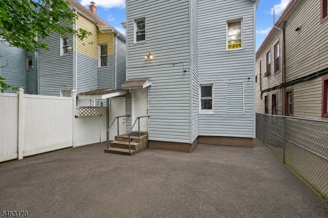 89 Burgess Pl, Passaic City, NJ 07055
