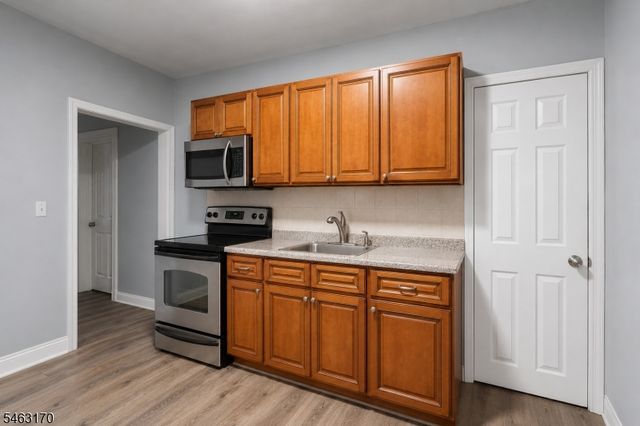 89 Burgess Pl, Passaic City, NJ 07055