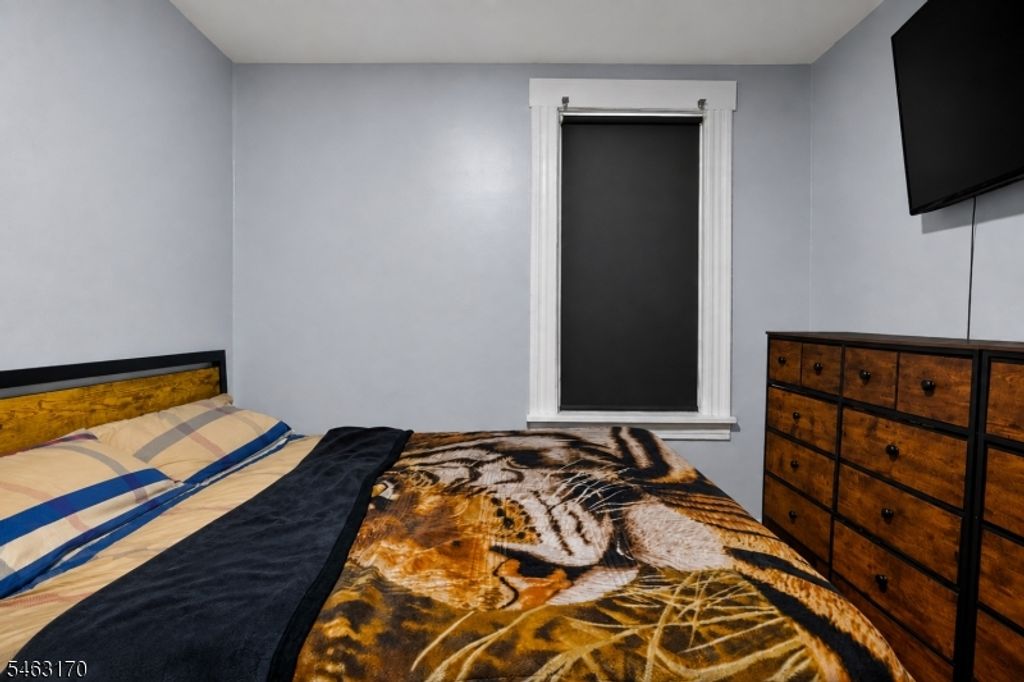 89 Burgess Pl, Passaic City, NJ 07055 — photo 5