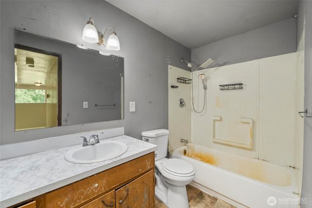 2115 -2117 Sullivan Drive NW, Gig Harbor, WA 98335