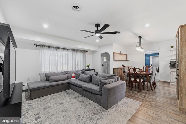 147 MOTT AVE, Burlington, NJ 08016