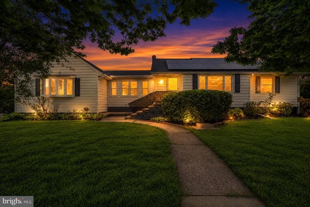 147 MOTT AVE, Burlington, NJ 08016