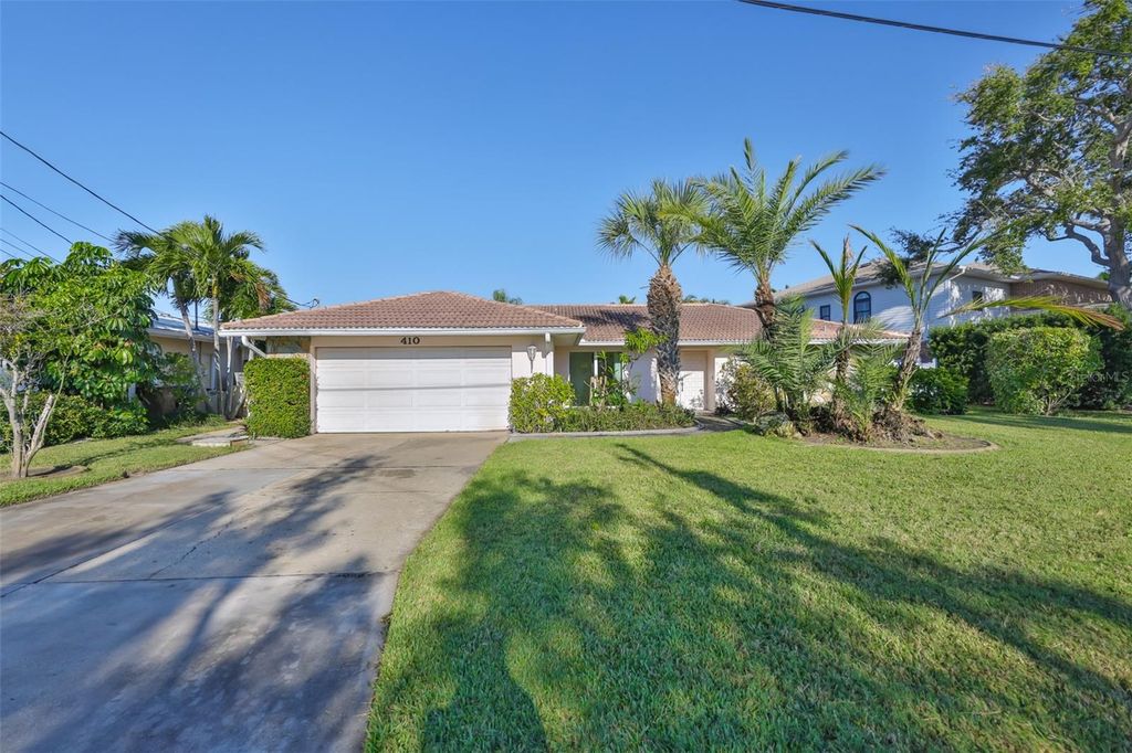 410 HARBOR DRIVE N, Indian Rocks Beach, FL 33785