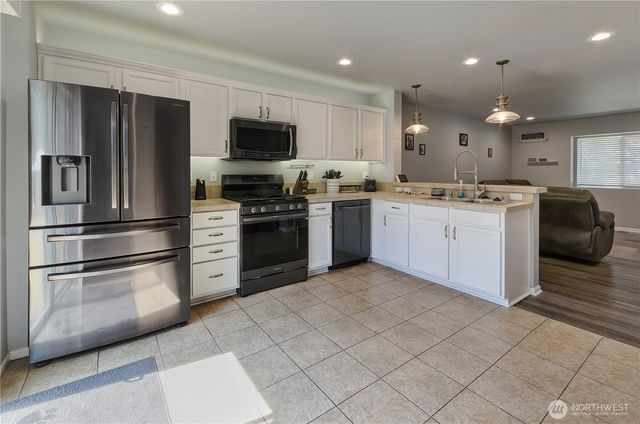 5715 Vermont Avenue SE, Lacey, WA 98513