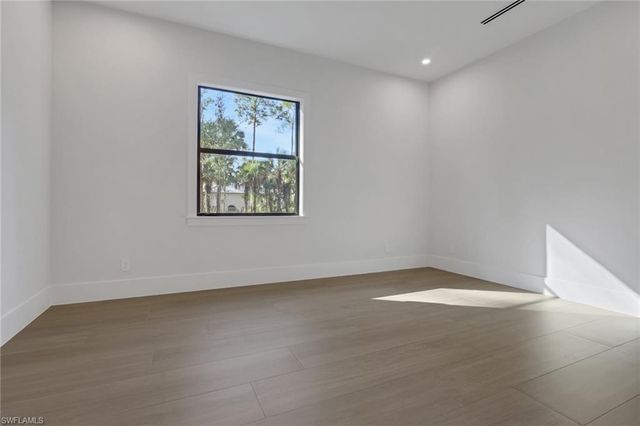 1618 19th ST SW, Naples, FL 34117