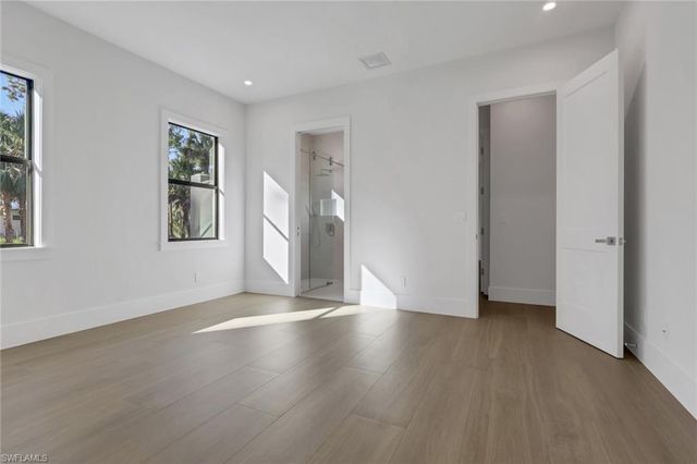 1618 19th ST SW, Naples, FL 34117