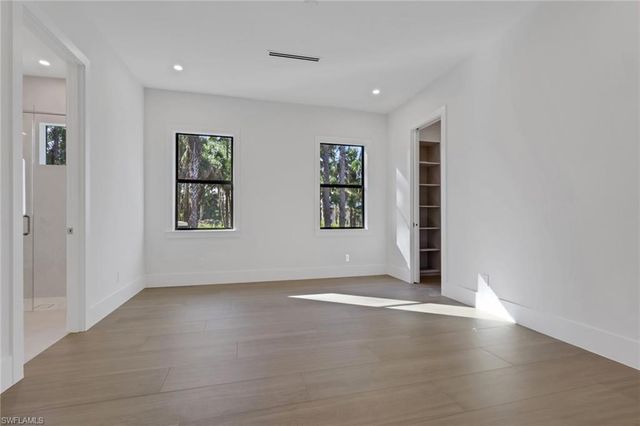 1618 19th ST SW, Naples, FL 34117