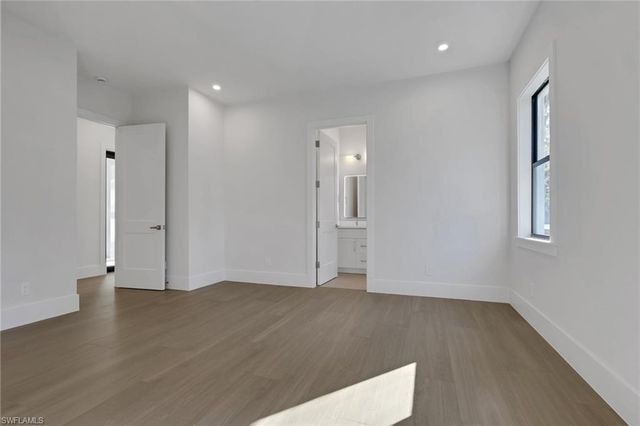 1618 19th ST SW, Naples, FL 34117