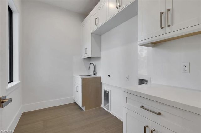 1618 19th ST SW, Naples, FL 34117