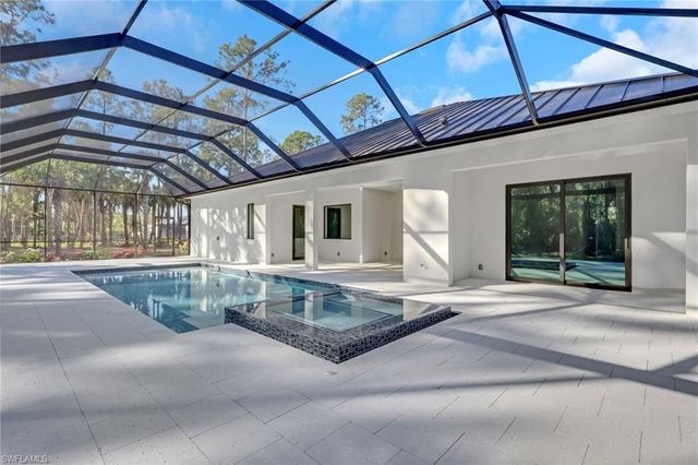 1618 19th ST SW, Naples, FL 34117