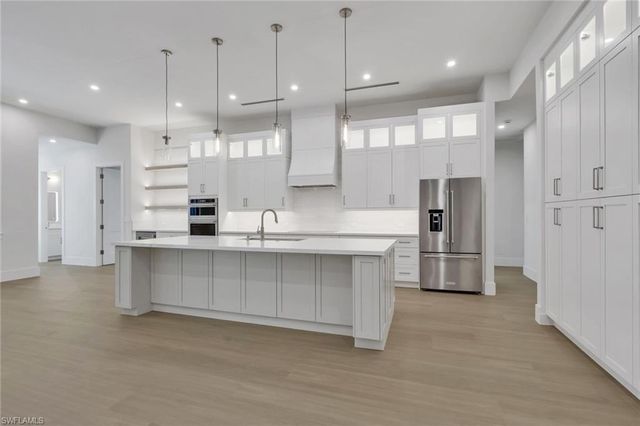 1618 19th ST SW, Naples, FL 34117