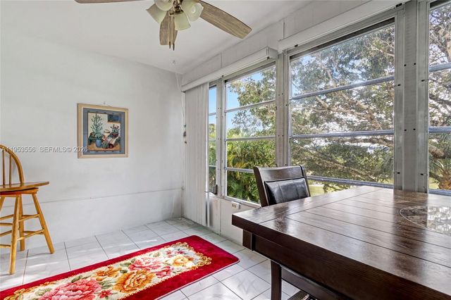 1040 Country Club Dr 306, Margate, FL 33063