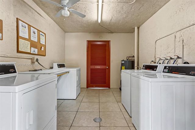 1040 Country Club Dr 306, Margate, FL 33063