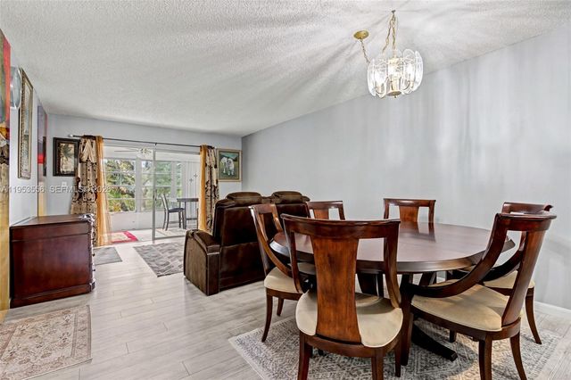 1040 Country Club Dr 306, Margate, FL 33063