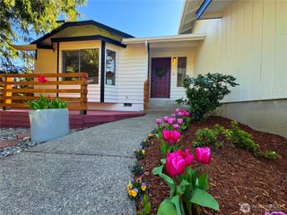 27526 26th Avenue S, Federal Way, WA 98003
