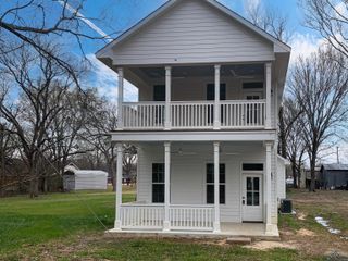 655 N Soda Street, Jefferson, TX 75657