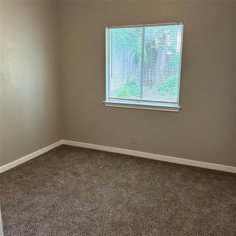 1235 Armadillo RD B, Austin, TX 78745