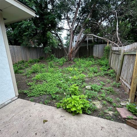 1235 Armadillo RD B, Austin, TX 78745