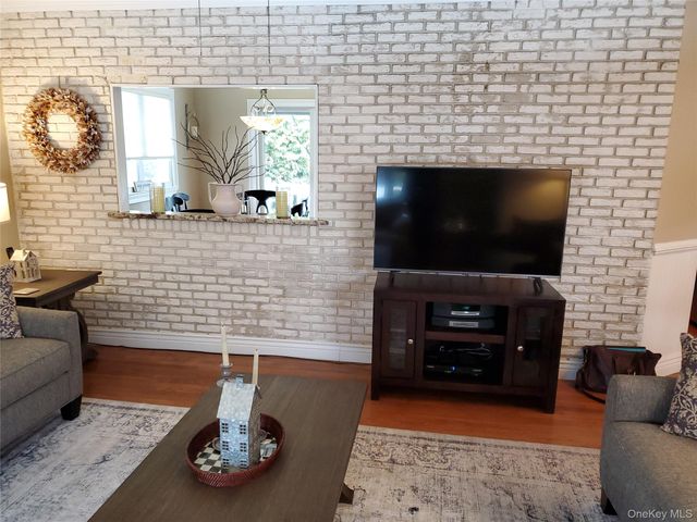 113 Lenore Lane, Centereach, NY 11720