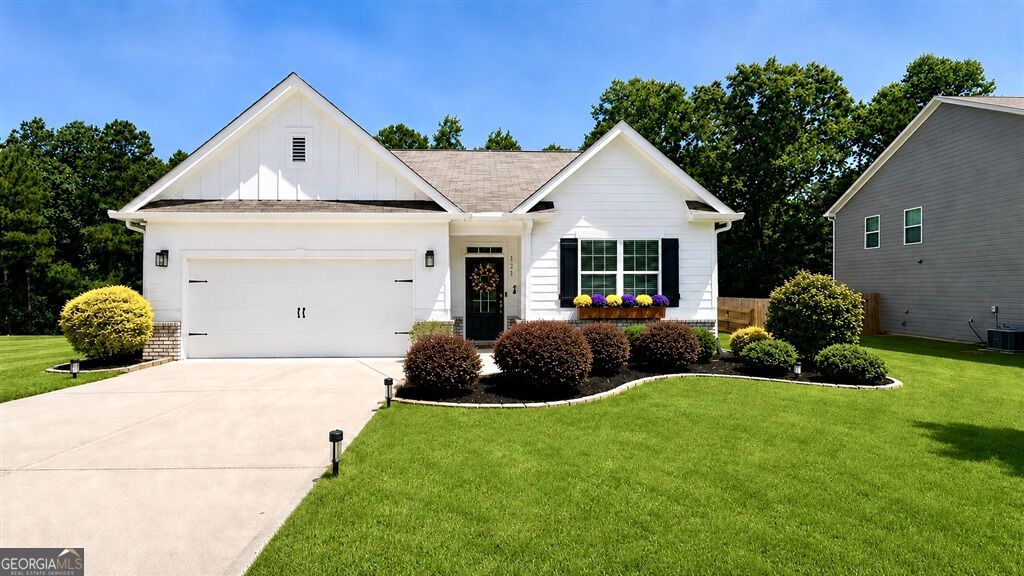 121 Lost Creek Boulevard, Dallas, GA 30132
