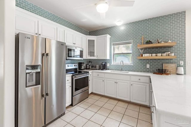 630 Gulf Way Dr, Gulf Shores, AL 36542