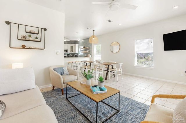 630 Gulf Way Dr, Gulf Shores, AL 36542