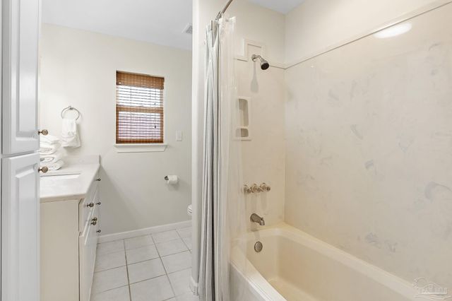 630 Gulf Way Dr, Gulf Shores, AL 36542