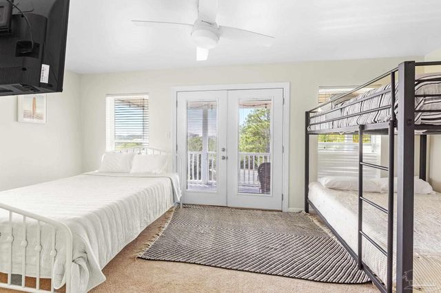 630 Gulf Way Dr, Gulf Shores, AL 36542