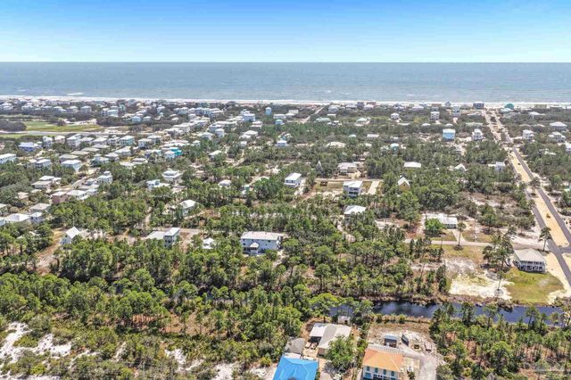 630 Gulf Way Dr, Gulf Shores, AL 36542