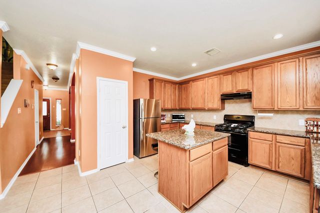 8614 Riverbend Canyon Lane, Houston, TX 77089