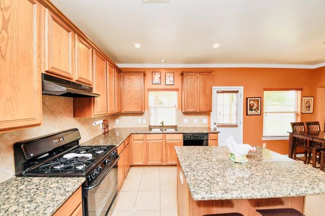 8614 Riverbend Canyon Lane, Houston, TX 77089