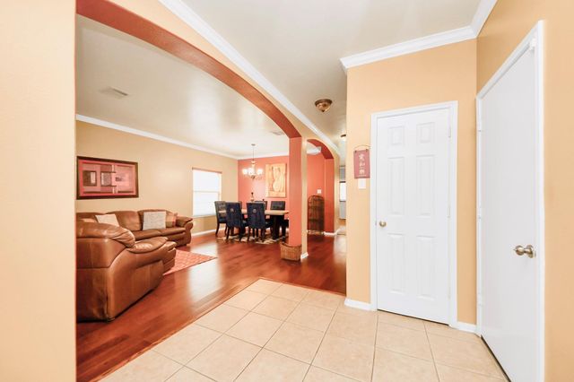 8614 Riverbend Canyon Lane, Houston, TX 77089